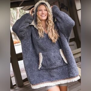 Natural Life Oversized Blanket Hoodie Pullover Gray Fringe Trim Teddy One Size